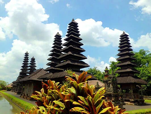 Family Tour Indonesia 4 days/3 nights